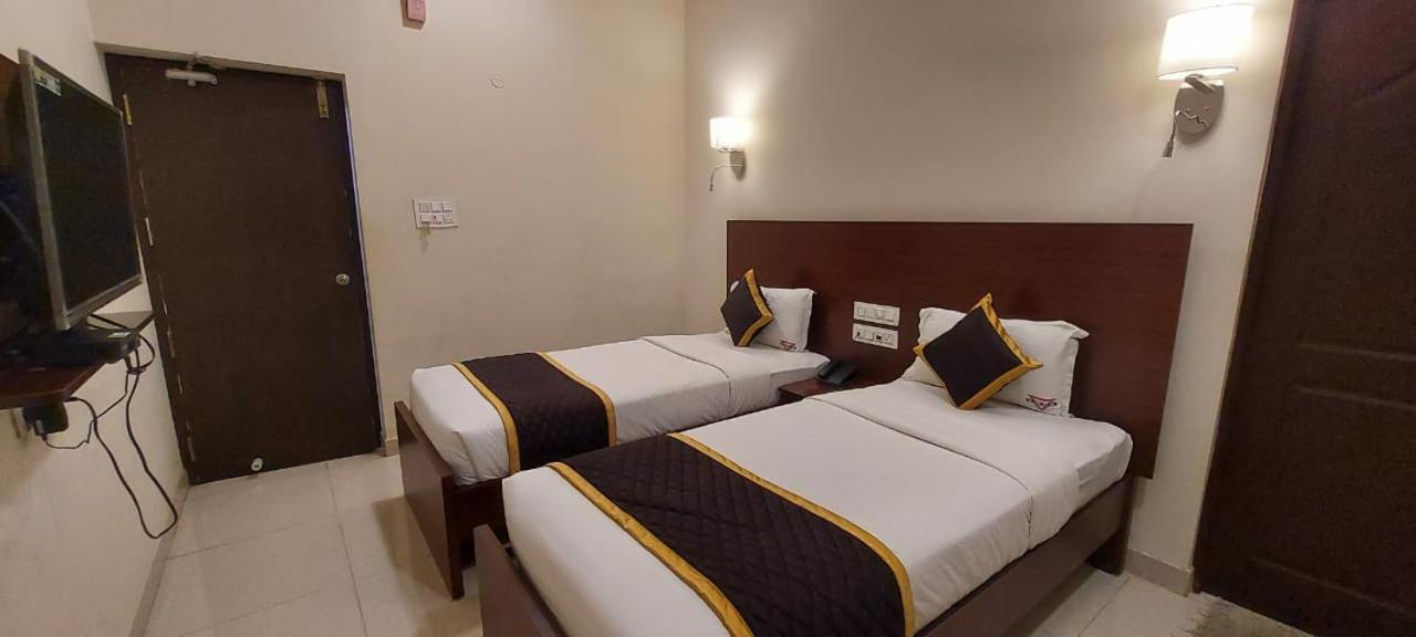 Ymca Program Centre Hotel Salem Luaran gambar